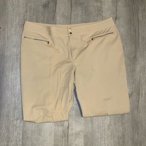 EUC Women’s Lauren by Ralph Lauren khaki pants size 22W